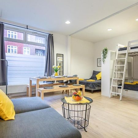 Studio Loft With Walk-In Rain-Shower Apartment Hamburg Exterior photo